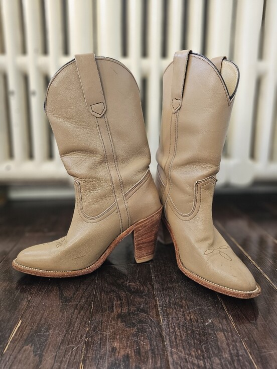 Frye Shoes - Vintage Frye 7898 Western Boots Size 6B Made in USA Tan Leather High Heel
